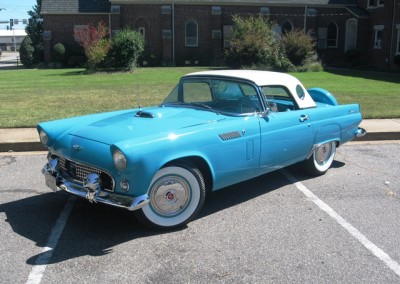 1956 Ford Thunderbird (Teal)