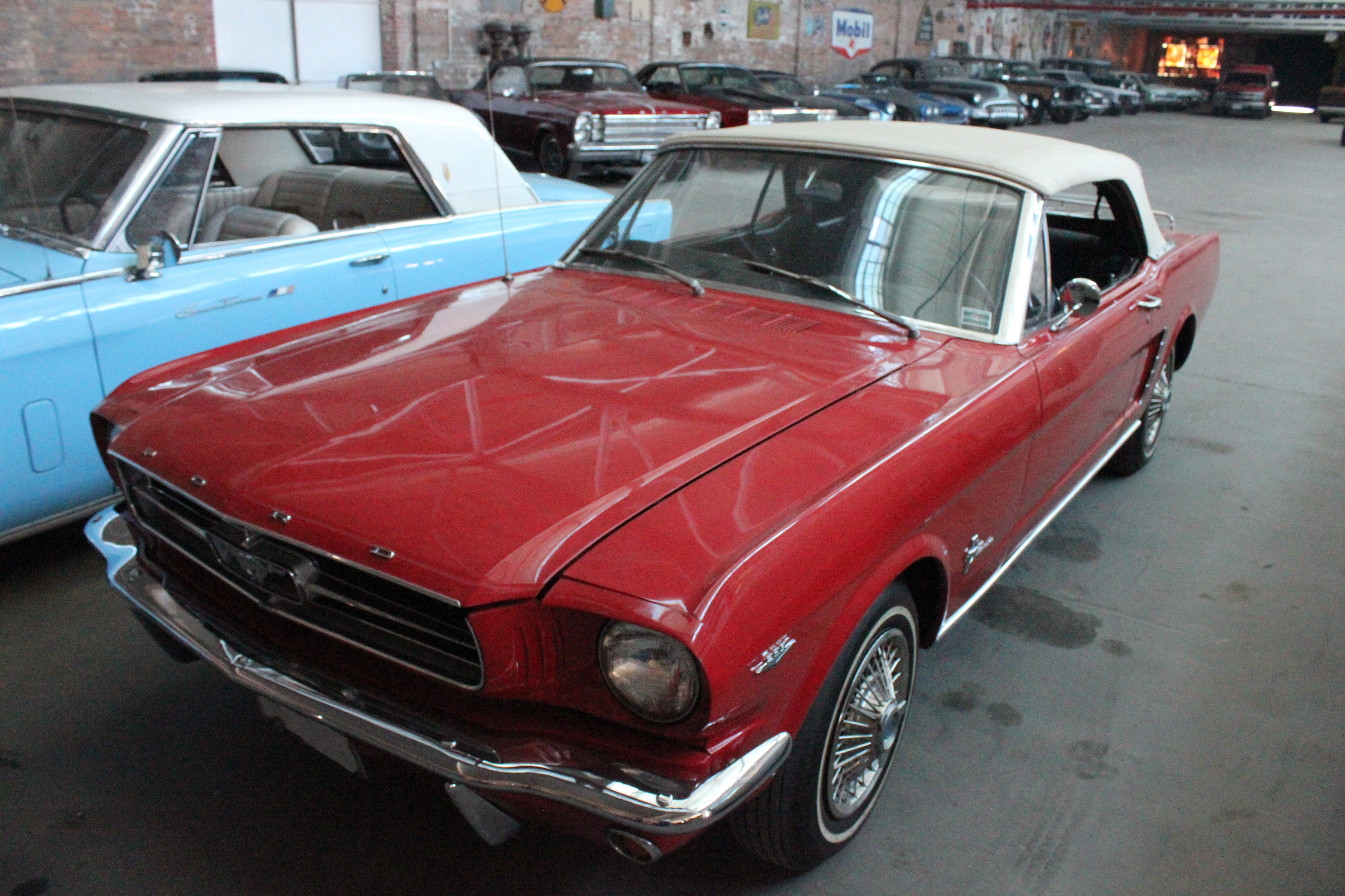 1965 Ford Mustang (Convertible)