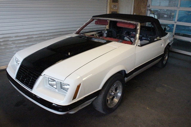 1983 Ford Mustang GT (Convertible)