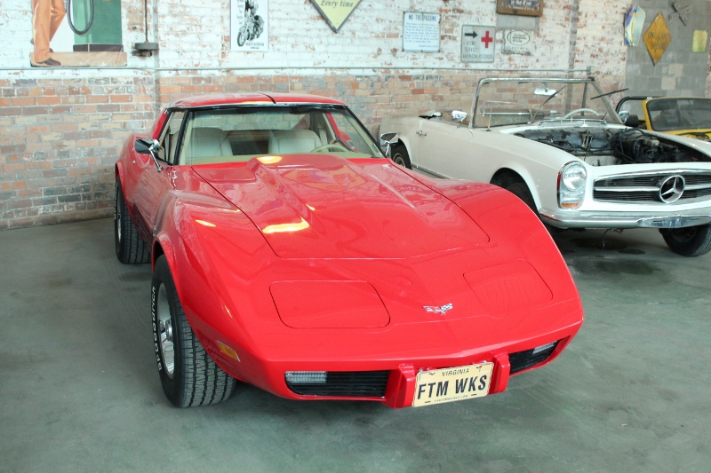 1977 Chevrolet Corvette (Red)